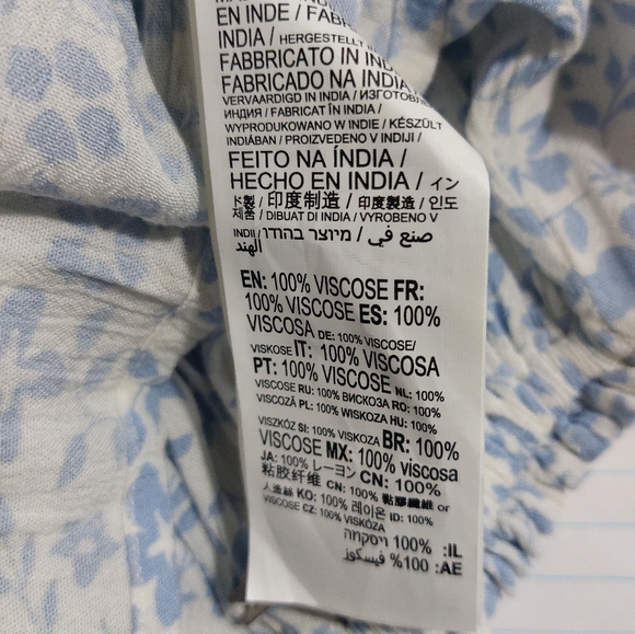 Billa B Floral Print Puff Sleeve Blouse- size M - Picture 8 of 8